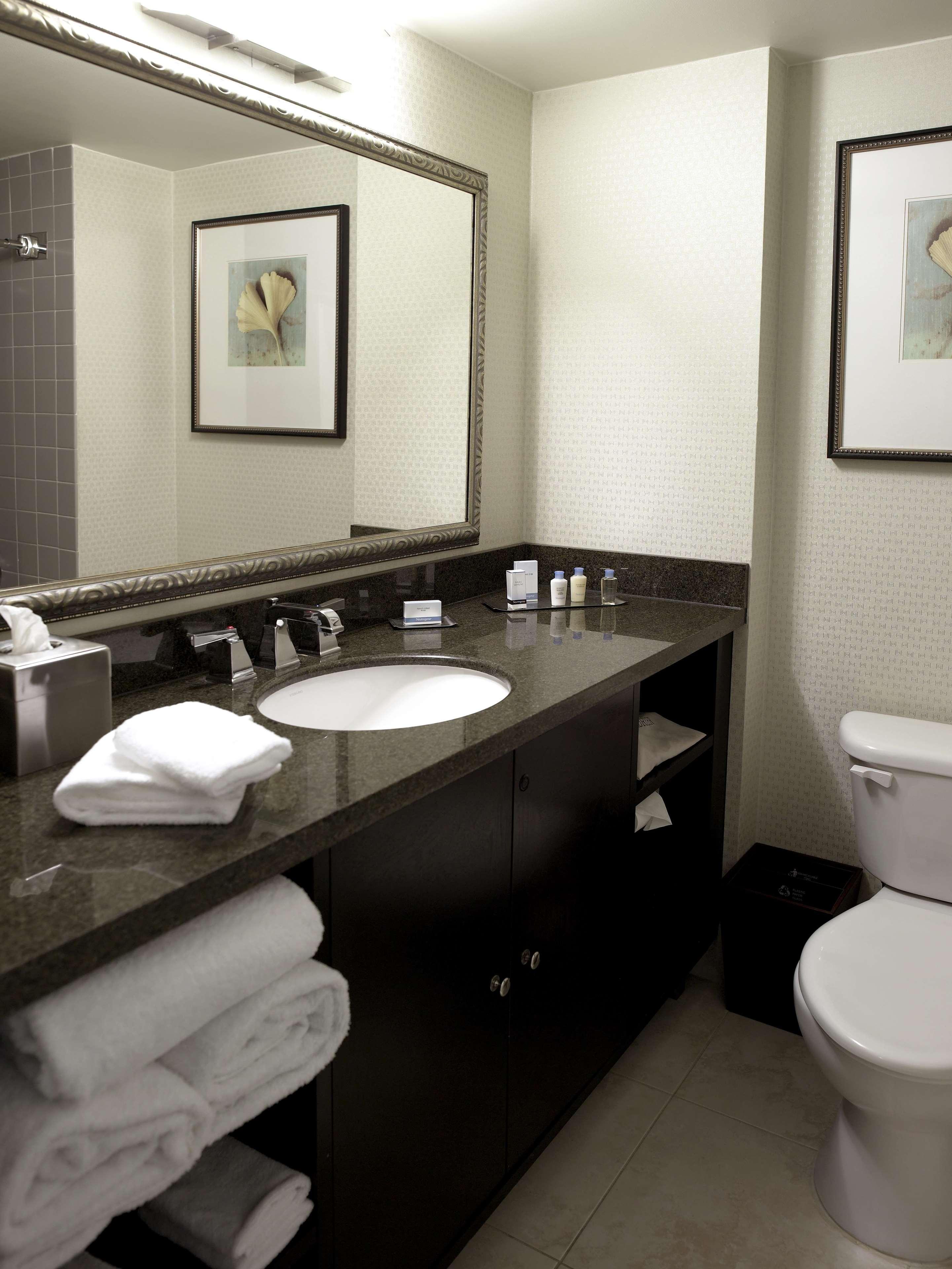 Doubletree By Hilton Charlotte Airport Hotel Luaran gambar